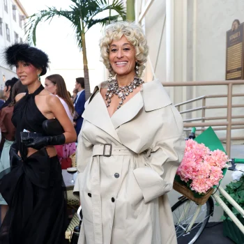 tracee-ellis-ross-betreedt-vogue-world-2025-met-blonde-marilyn-monroe-coupe-370253