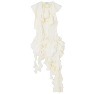 Top van McQueen met blote rug.