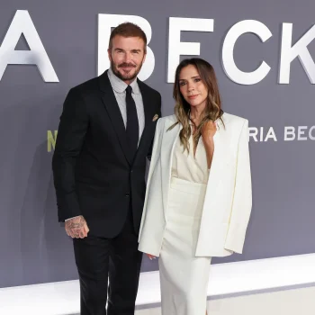 de-premiere-van-victoria-beckhams-netflixserie-was-een-mini-reunie-van-de-spice-girls-367601