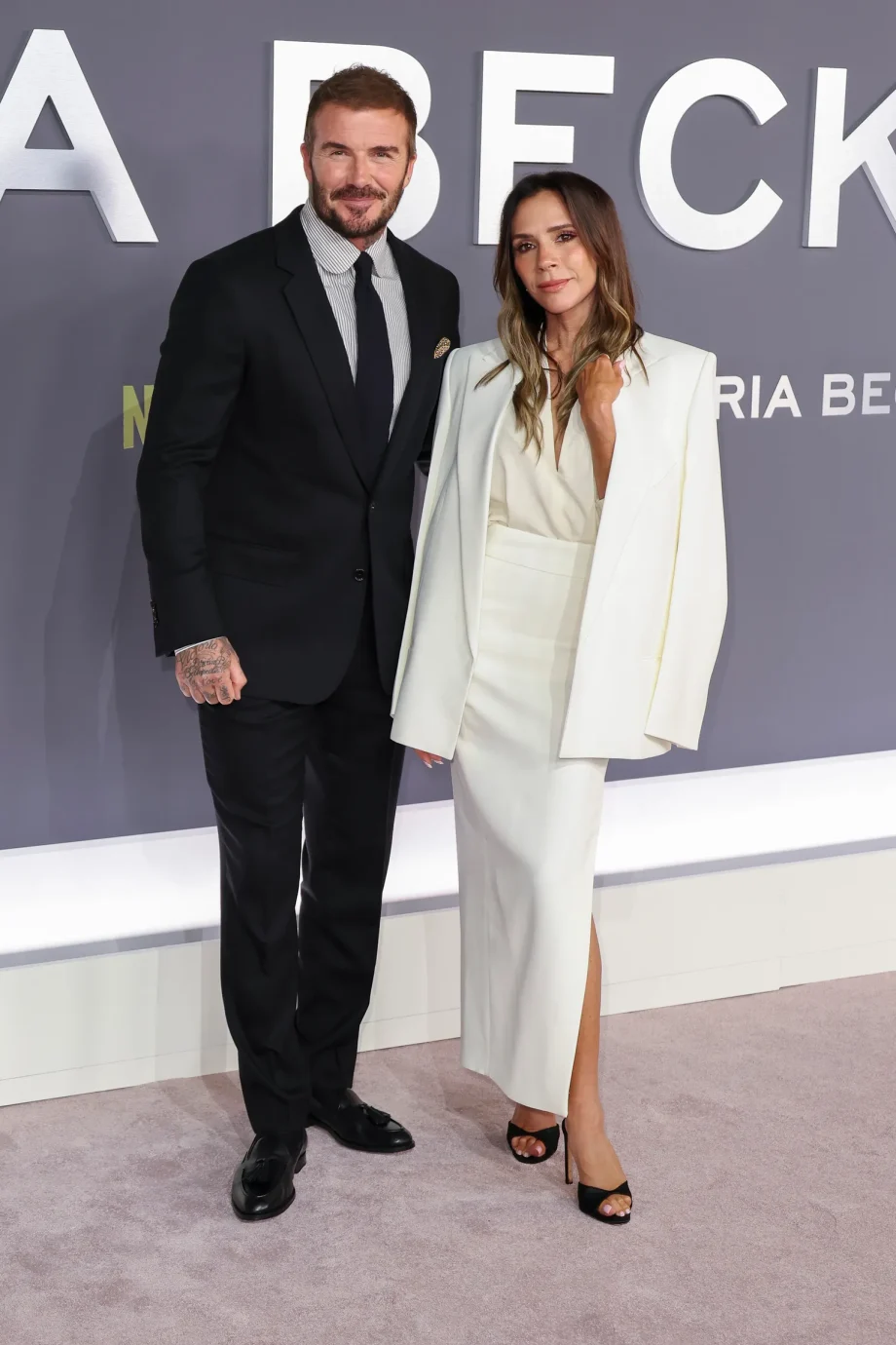 de-premiere-van-victoria-beckhams-netflixserie-was-een-mini-reunie-van-de-spice-girls-367601