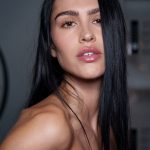 Amalia Gray bij Stella McCartney met long-lasting lippenstift