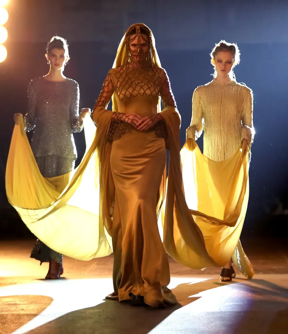 tijdens-vogue-world-2025-transformeert-bianca-balti-in-een-dune-heldin-370256