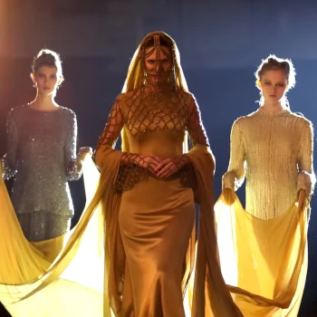 tijdens-vogue-world-2025-transformeert-bianca-balti-in-een-dune-heldin-370256