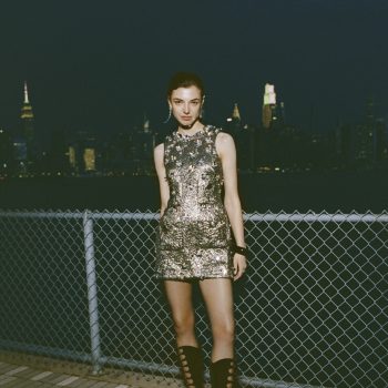 marc-jacobs-ontwerpt-nieuwe-collectie-met-dit-beroemde-schoenenlabel-373367