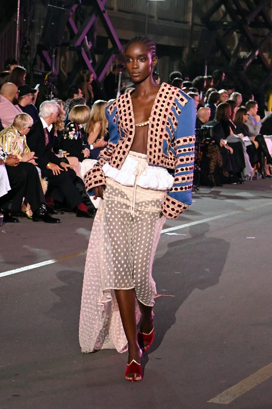 van-dit-belgische-ontwerper-merk-waren-twee-looks-te-zien-tijdens-vogue-world-2025-370313