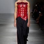 Giuseppe di Morabito man met rozen