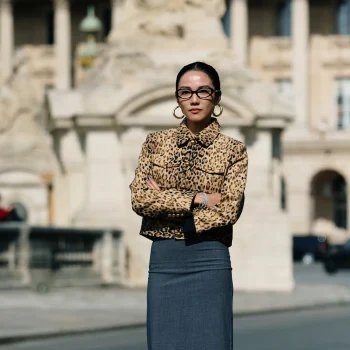 iedereen-moet-deze-winter-een-grijze-wollen-rok-hebben-dit-is-waarom-370608