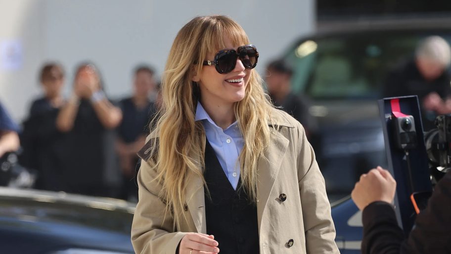 deze-looks-van-beroemdheden-front-row-bij-paris-fashion-week-wil-je-zien-366202