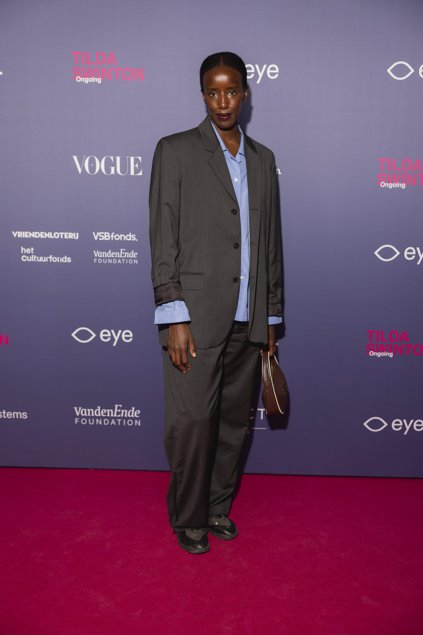 Actrice Kayije Kagame op de rode loper bij Tilda Swinton