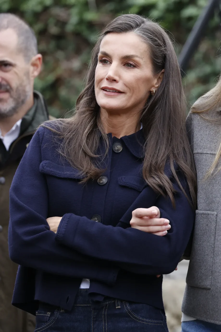 koningin-letizia-draagt-de-meest-gewilde-jeans-van-het-seizoen-370354