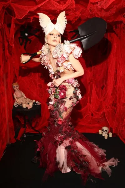 dit-zijn-de-beste-halloween-looks-van-beroemdheden-371060