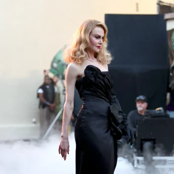 nicole-kidman-brengt-tijdens-vogue-world-2025-een-ode-aan-deze-hollywood-legende-370140