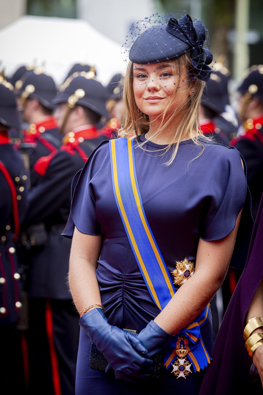 de-victoria-beckham-jurk-van-prinses-ariane-werd-eerder-door-deze-koningin-gedragen-367721