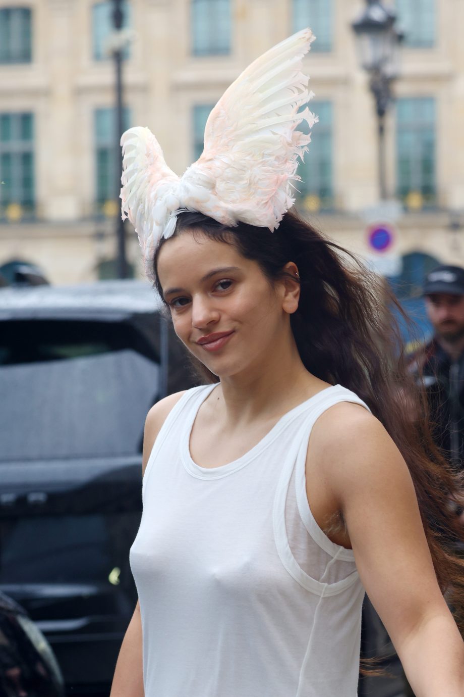 waarom-iedereen-zo-gefascineerd-is-door-rosalias-nieuwe-nummer-berghain-370758