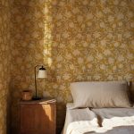 Tres Tintas botergeel behang voor je interieur