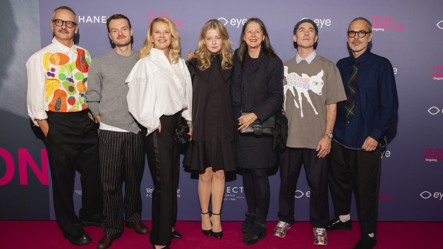 alle-beroemde-gasten-op-de-rode-loper-van-de-opening-van-tilda-swinton-ongoing-366080