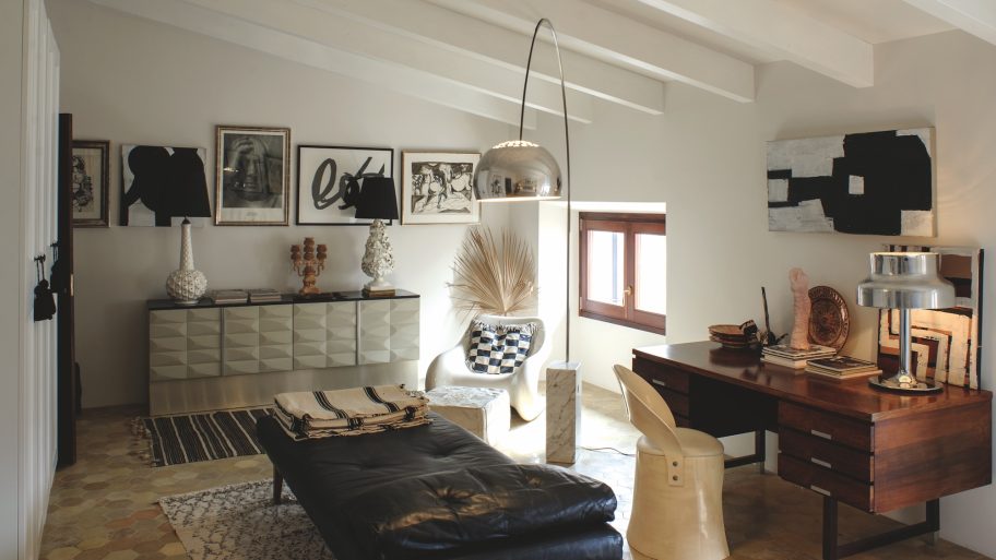 binnenkijken-bij-malene-birger-die-een-prachtig-18e-eeuws-herenhuis-op-mallorca-renoveerde-371948