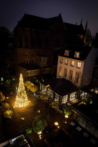 in-deze-hotels-in-amsterdam-kun-je-ook-in-2025-optimaal-genieten-van-de-feestdagen-371737