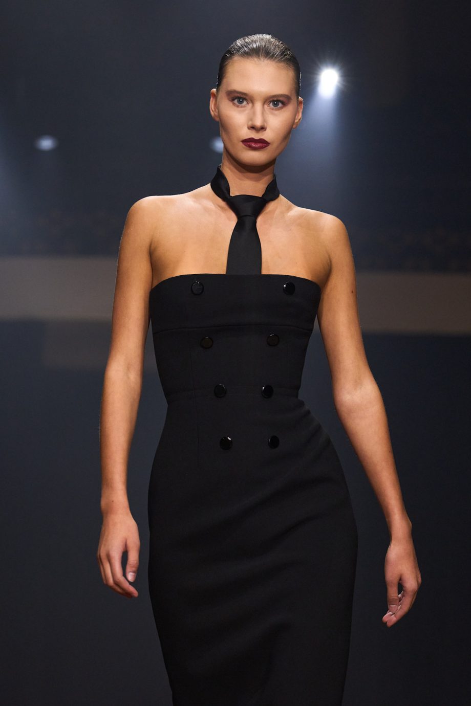 vogues-handboek-voor-een-black-tie-dresscode-371476