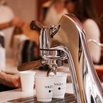 ik-drink-geen-koffie-meer-direct-na-het-wakker-worden-en-dit-is-wat-het-met-mijn-lichaam-doet-398079