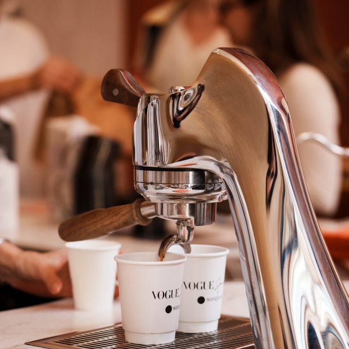 ik-drink-geen-koffie-meer-direct-na-het-wakker-worden-en-dit-is-wat-het-met-mijn-lichaam-doet-398079