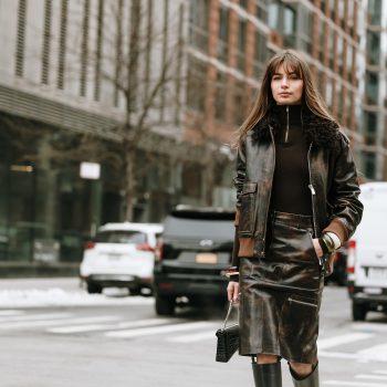 de-nieuwe-laarzenkleur-die-zwart-deze-winter-onverwacht-vervangt-374249