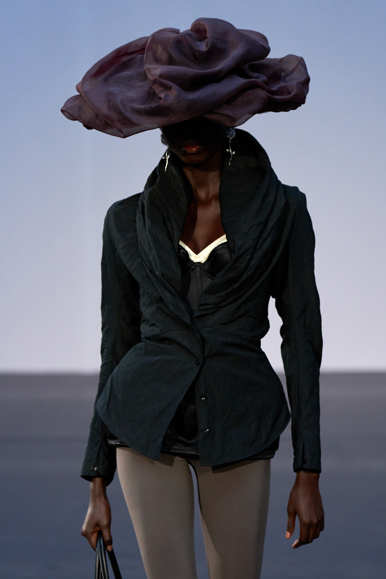 Magda Butrym lente/zomer 2026 bloemenoorbelle