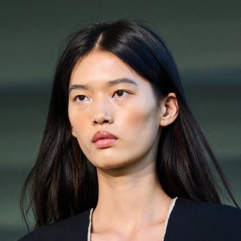 deze-eyelinertruc-is-het-geheim-om-van-vermoeide-ogen-af-te-komen-374928