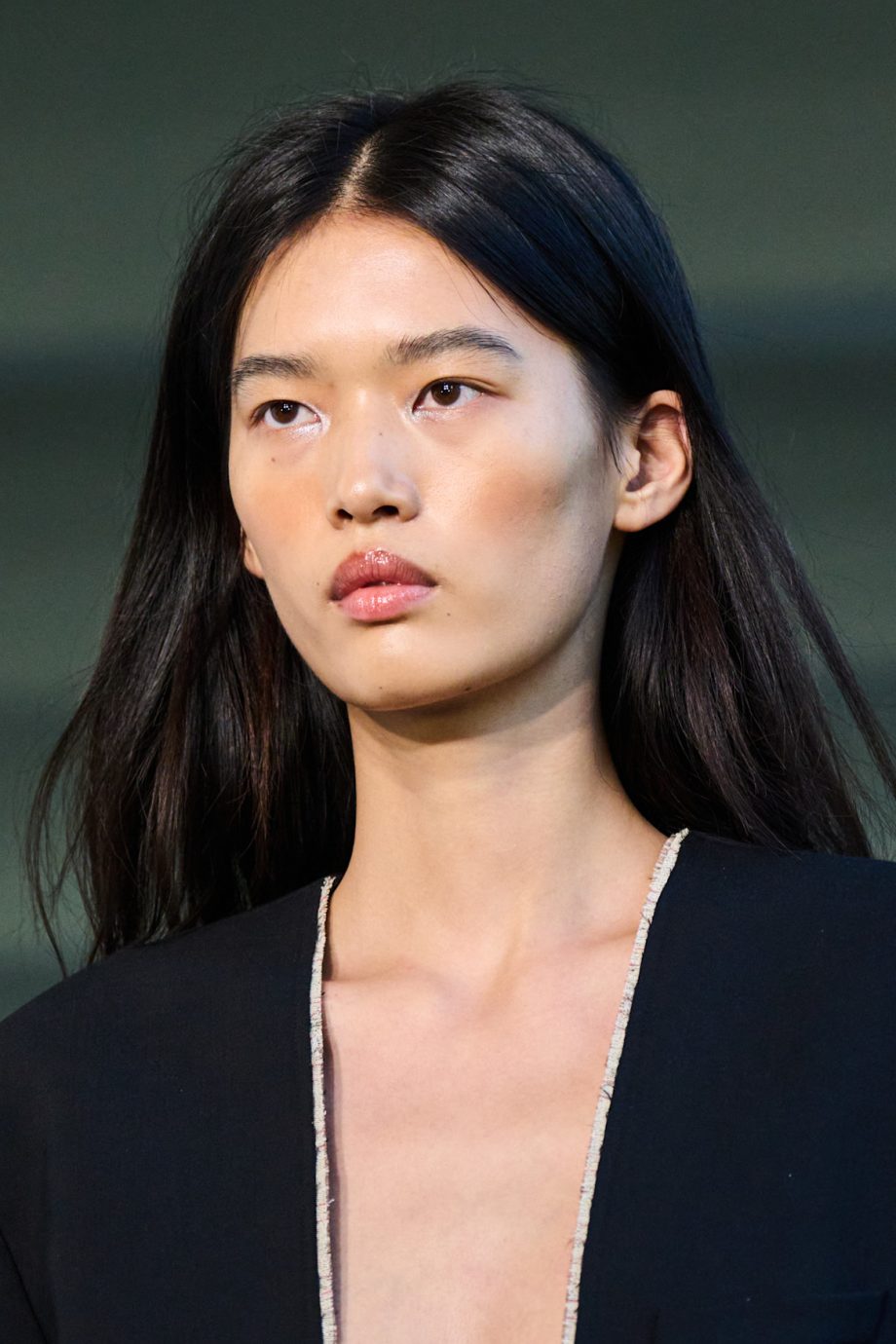 deze-eyelinertruc-is-het-geheim-om-van-vermoeide-ogen-af-te-komen-374928