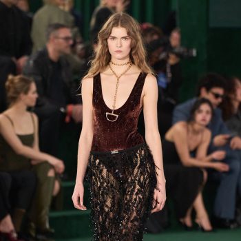 shine-bright-deze-paillettenrok-wil-je-dragen-tijdens-de-feestdagen-en-daarna-376961