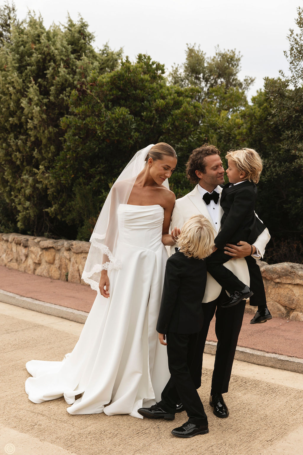 De bruiloft van Sascha Visser en Giorgia Voorthuis