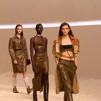 deze-laarzen-vervangen-klassieke-pumps-tijdens-de-feestdagen-376770