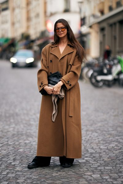 de-mooiste-camelkleurige-jassen-die-je-deze-winter-en-de-komende-tien-wil-dragen-377215