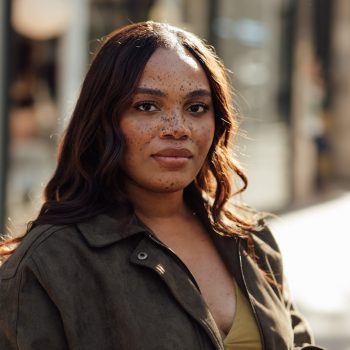 ik-heb-een-rond-gezicht-deze-halslijnen-raadde-een-stylist-me-aan-377391