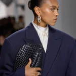 De knot op de runway.