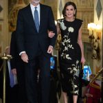 Europese royals zoals koningin Letizia in Dries Van Noten