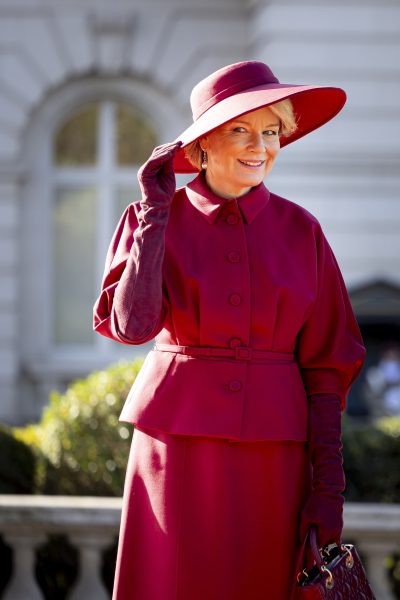 koningin-mathilde-wrapped-de-mooiste-looks-van-2025-376916