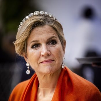 koningin-maxima-draagt-bijna-150-jaar-oud-diamanten-diadeem-in-suriname-374952