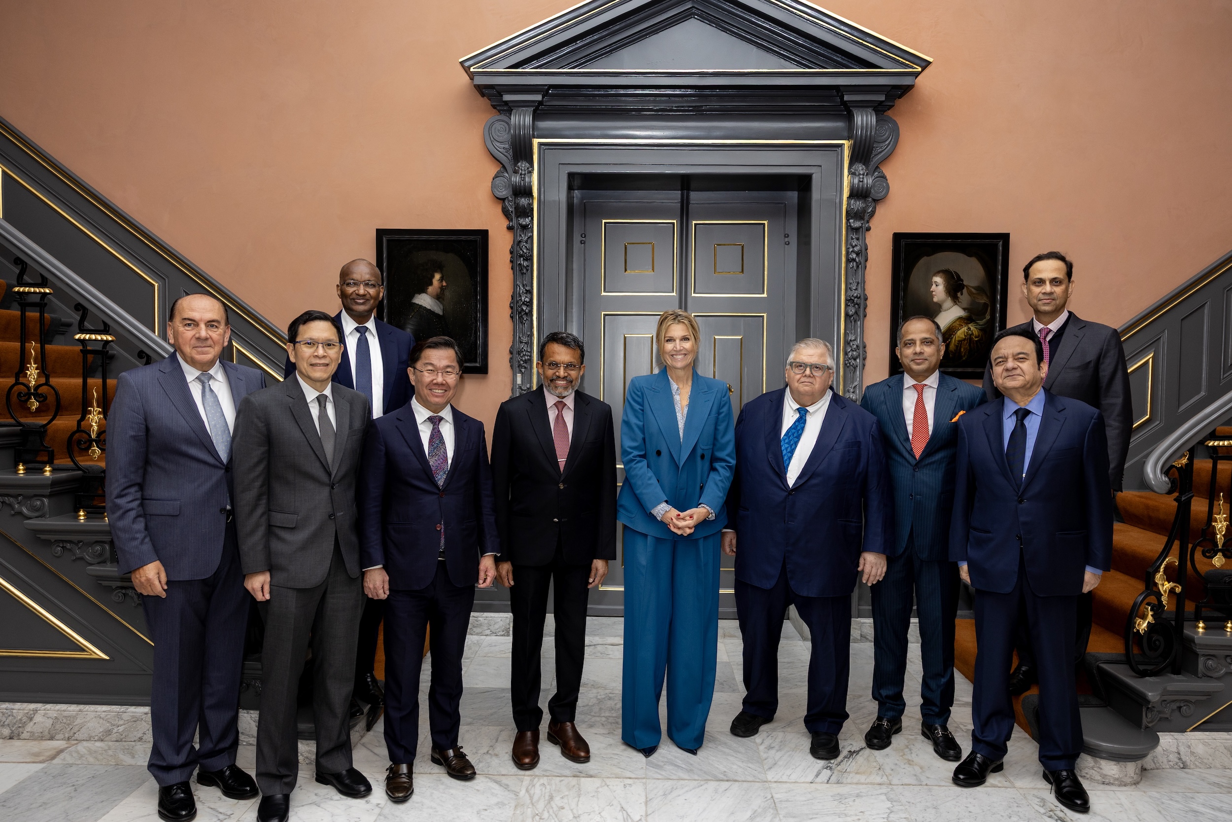 Koningin Máxima in Dries Van Noten