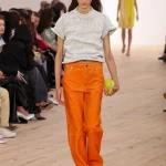 loewe lente zomer 2026-collectie oranje geel kleuren combinatie