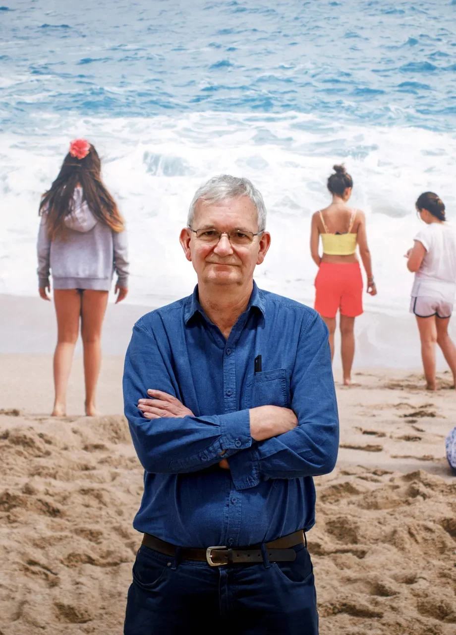 fotograaf-martin-parr-die-de-schoonheid-en-banaliteit-van-het-britse-leven-vastlegde-overleden-375933