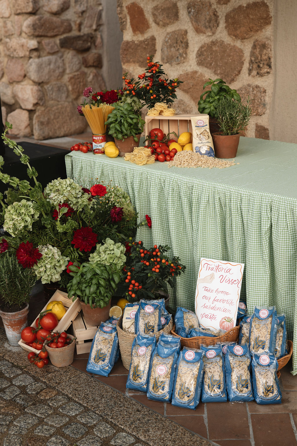 De bruiloft van Sascha Visser en Giorgia Voorthuis