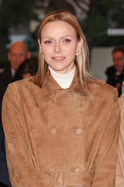 prinses-charlene-verruilt-korte-coupe-voor-lang-haar-met-nieuwe-kapsels-377802