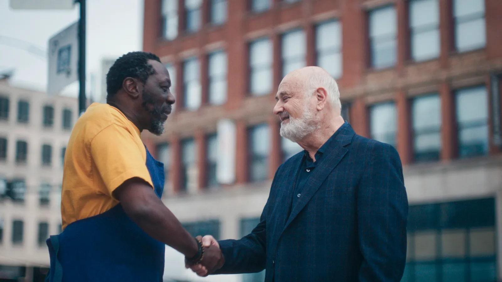 Met Edwin Lee Gibson in 'The Bear', 2025.