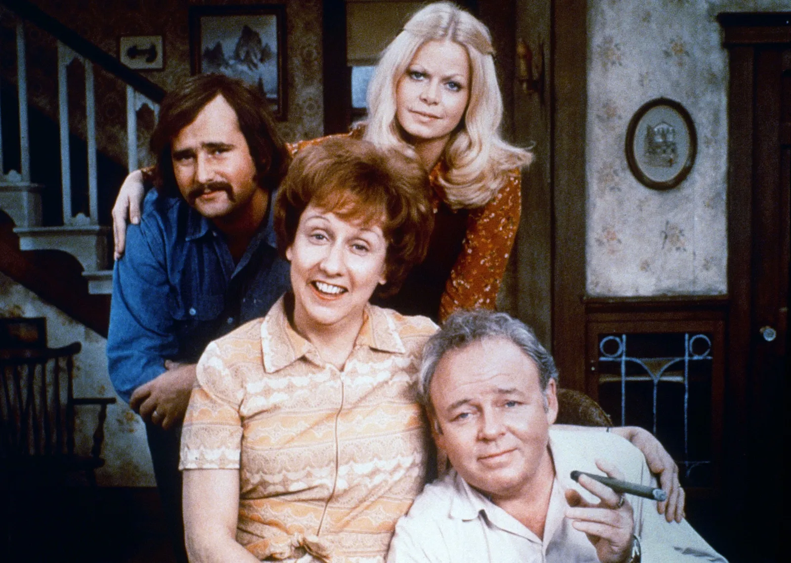 Reiner met Jean Stapleton, Sally Struthers en Carroll O’Connor op de set van 'All in the Family'.