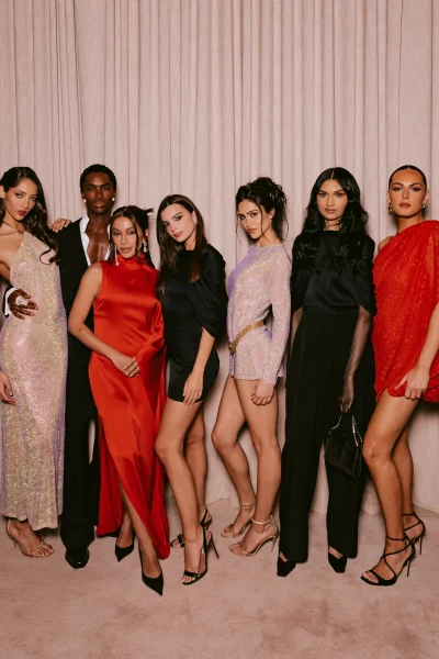 stella-mccartney-onthult-nieuwe-samenwerking-met-hm-tijdens-fashion-awards-2025-375064