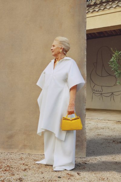 jacquemus-weet-iedereen-te-verrassen-met-de-eerste-ambassadeur-van-het-merk-381768