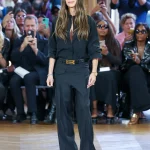 Victoria Beckham benoemd tot Ridder in de Orde van Kunst en Letteren in Parijs