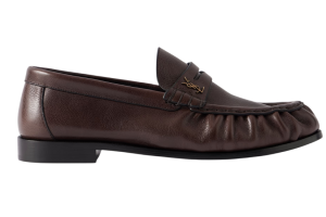 schoenen bij panty combineren - vogue - spotlight