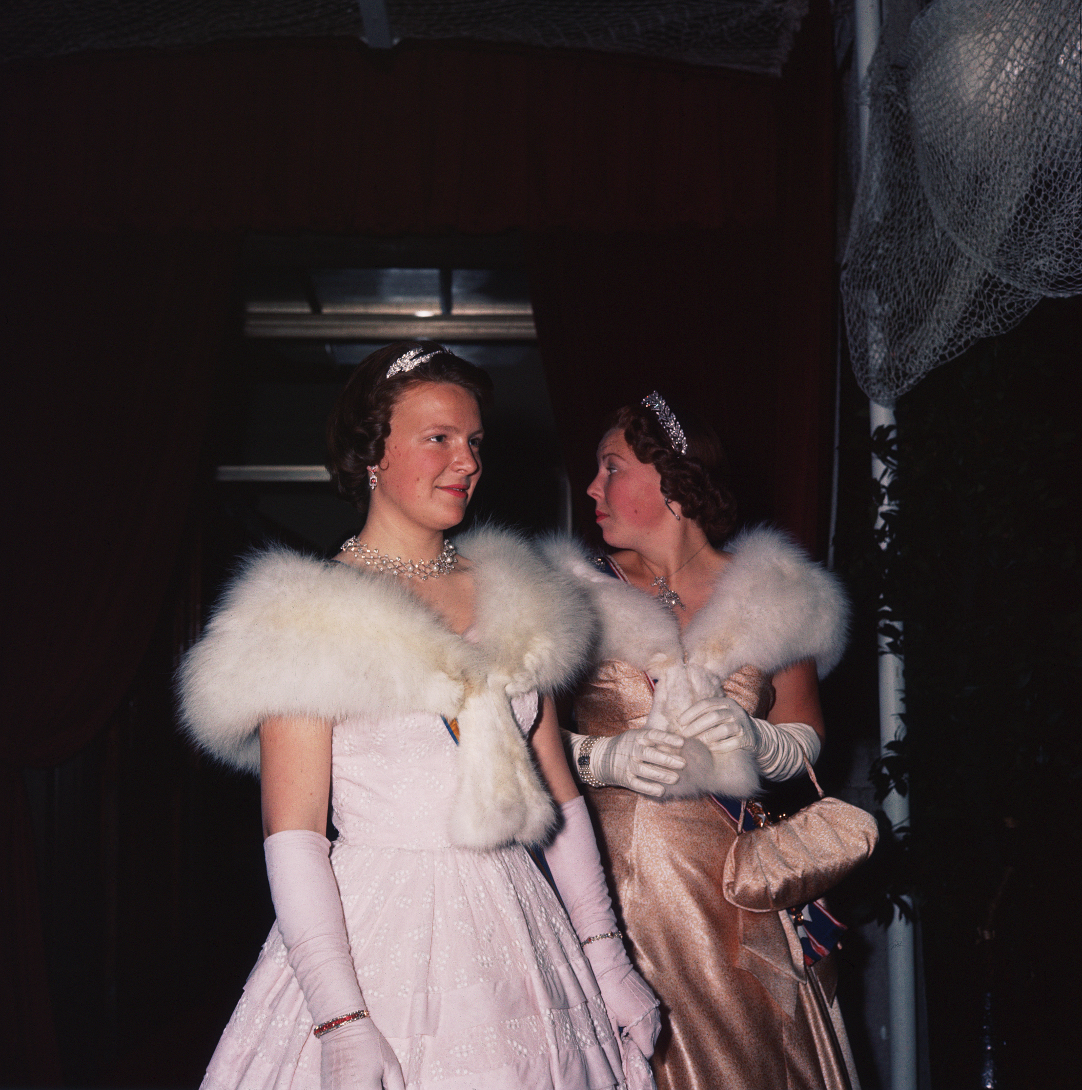 Prinses Beatrix en prinses Irene